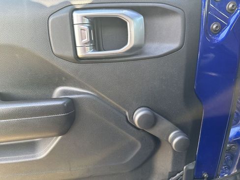 Certified 2019 Jeep Wrangler Sport image 16