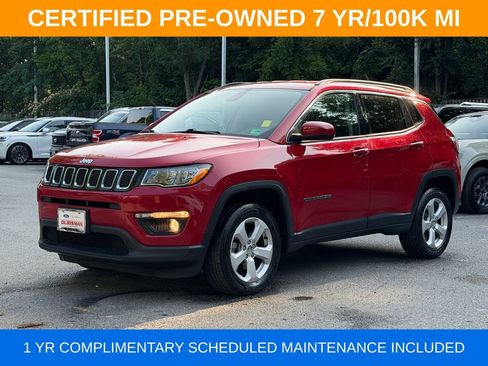 Used 2018 Jeep Compass Latitude w/ Popular Equipment Group AWD/4WD image 3