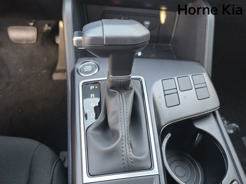 New 2026 Kia Sportage LX image 17