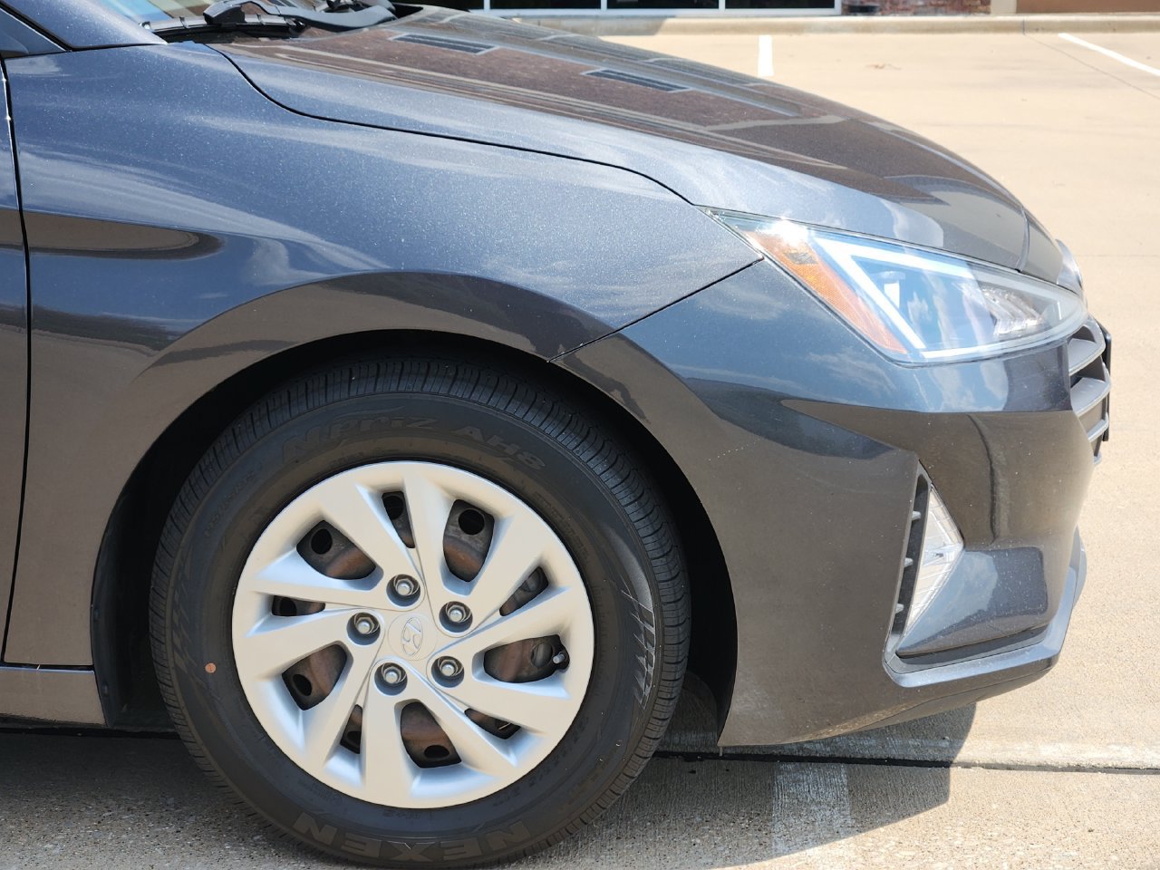 Used 2020 Hyundai Elantra SE FWD image 5