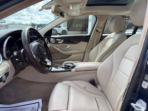 Used 2015 Mercedes-Benz C 300 4MATIC Sedan image 19