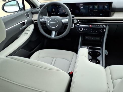 New 2026 Hyundai Sonata SEL image 4