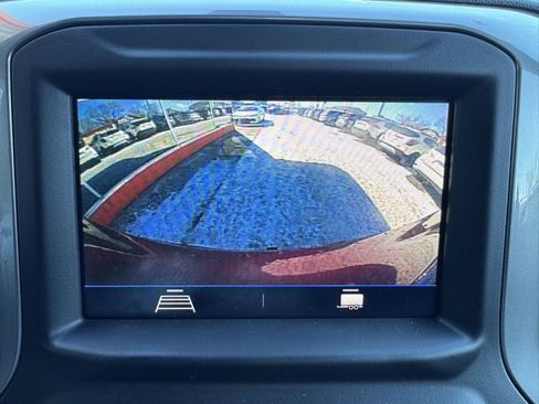 Used 2020 Chevrolet Silverado 1500 Custom w/ Custom Value Package image 20