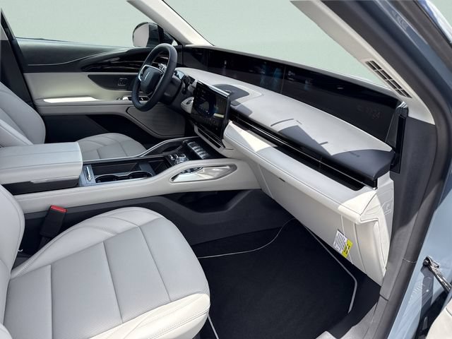 New 2026 Lincoln Nautilus Premier AWD/4WD image 19