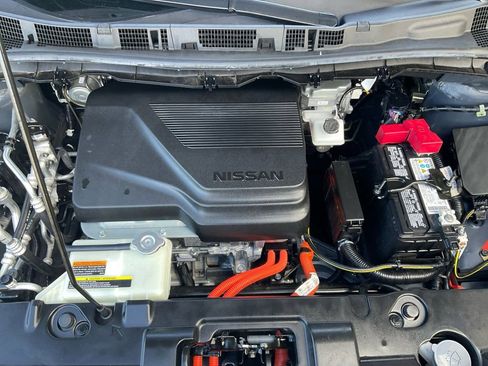 Used 2024 Nissan Leaf SV Plus image 32