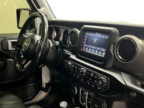 Used 2021 Jeep Wrangler Unlimited Sport AWD/4WD image 20