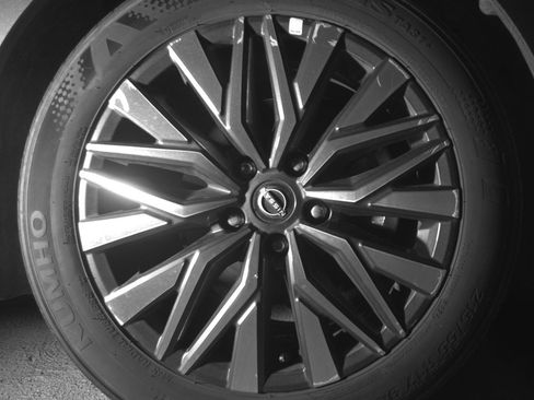 Used 2025 Nissan Altima 2.5 SV image 13