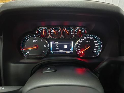 Used 2018 Chevrolet Tahoe Premier AWD/4WD image 23