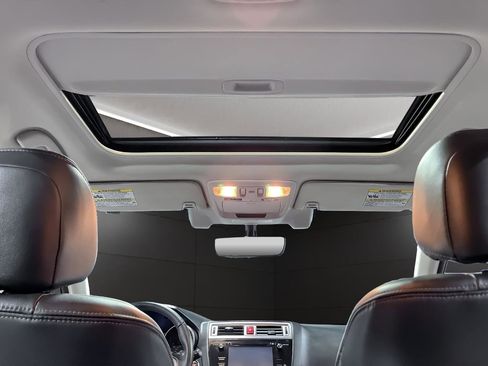 Used 2017 Subaru Outback 2.5i Limited image 21