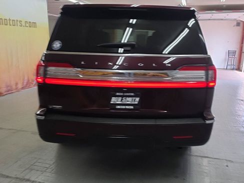Used 2021 Lincoln Navigator Reserve AWD/4WD image 19