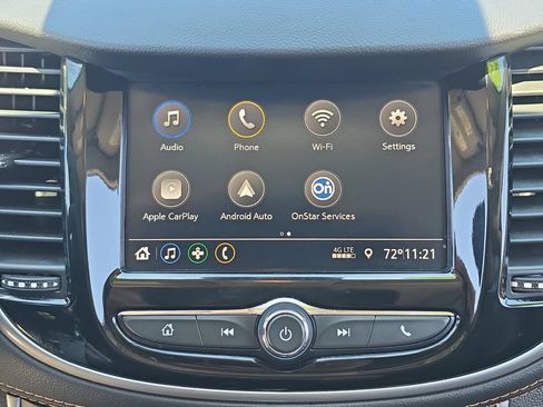 Used 2021 Chevrolet Trax LT AWD/4WD image 23