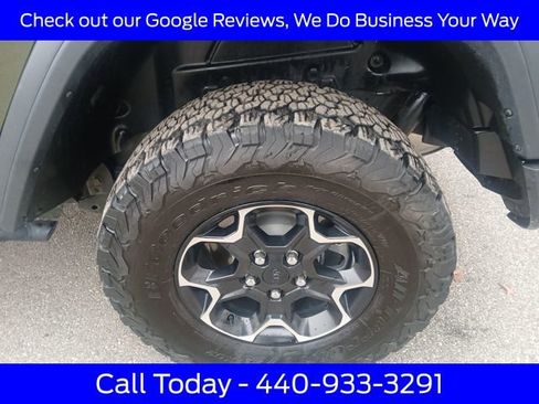 Used 2023 Jeep Wrangler Unlimited Rubicon w/ LED Lighting Group image 17