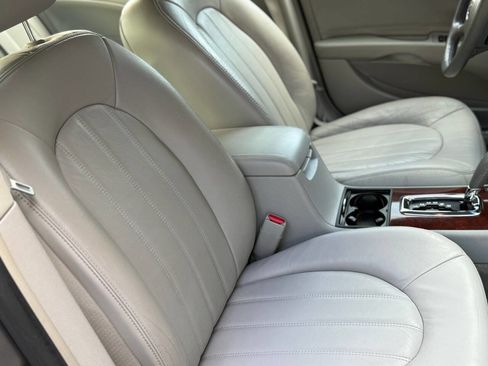 Used 2007 Buick Lucerne CXL w/ Luxury Package image 43