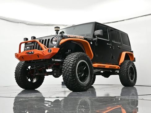 Used 2015 Jeep Wrangler Unlimited Sport w/ Connectivity Group image 39