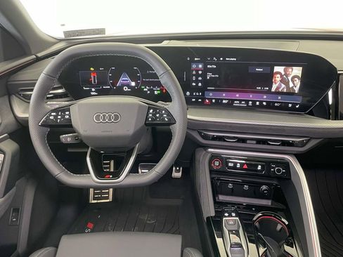 New 2025 Audi SQ5 Prestige AWD/4WD image 27