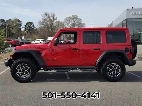 Used 2024 Jeep Wrangler Rubicon w/ Technology Group image 2