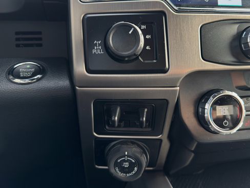 Used 2022 Ford F350 Platinum image 49