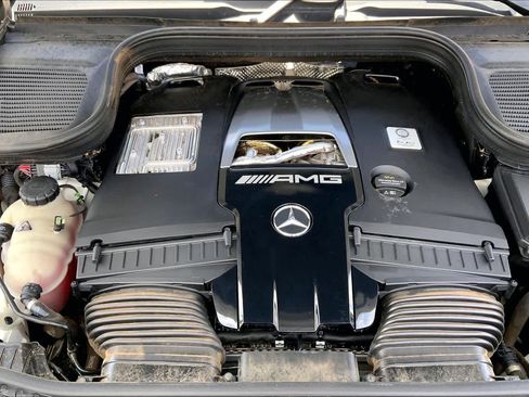 Used 2022 Mercedes-Benz GLS 63 AMG 4MATIC image 32