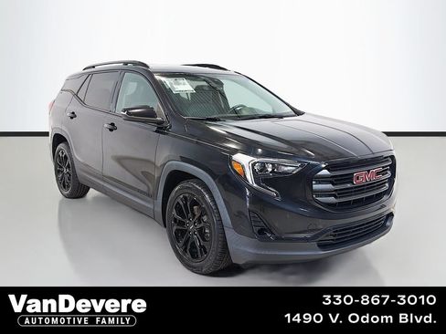 Used 2019 GMC Terrain SLT w/ Preferred Package FWD image 1
