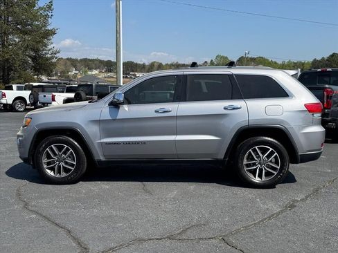 Used 2019 Jeep Grand Cherokee Limited image 6