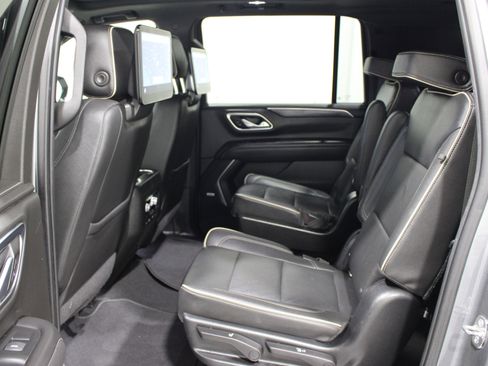 Used 2021 GMC Yukon XL SLT w/ SLT Premium Package AWD/4WD image 20