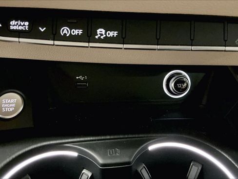 Used 2019 Audi A4 2.0T Premium w/ Convenience Package image 27