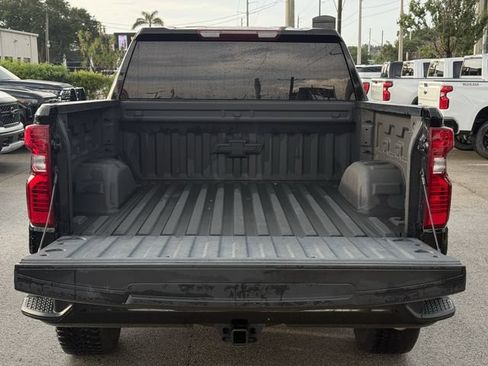Used 2024 Chevrolet Silverado 1500 Custom Trail Boss w/ Turbomax Blackout Package AWD/4WD image 13