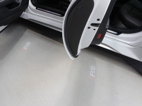 Used 2023 Audi RS 6 image 31