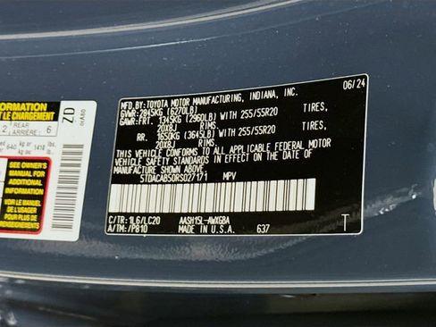 Used 2024 Toyota Grand Highlander Limited image 34