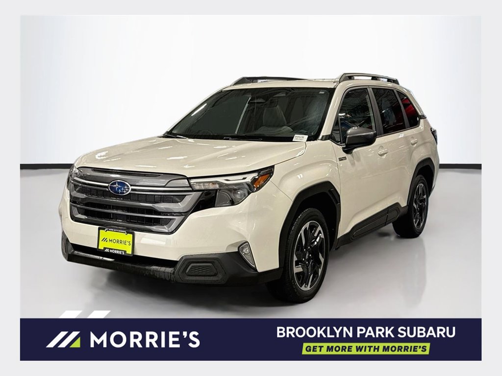 Used 2025 Subaru Forester Premium AWD/4WD image 1
