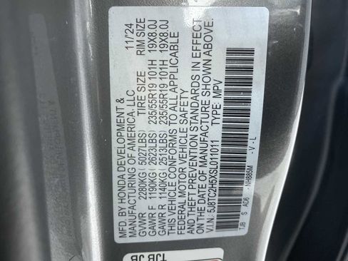 Certified 2025 Acura RDX SH-AWD w/ Technology Package image 21