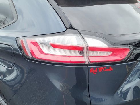 Certified 2022 Ford Edge SE w/ Black Appearance Package image 10