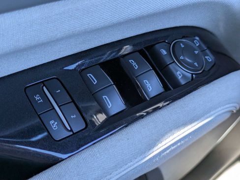 Certified 2023 Cadillac Escalade ESV Sport Platinum w/ LPO, ONYX Package AWD/4WD image 16