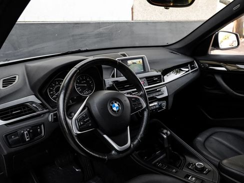 Used 2018 BMW X1 xDrive28i AWD/4WD image 2