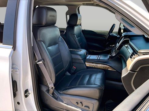 Used 2016 GMC Yukon Denali w/ Open Road Package AWD/4WD image 7