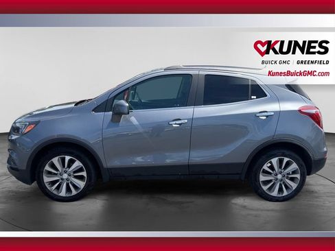 Used 2020 Buick Encore Preferred FWD image 9