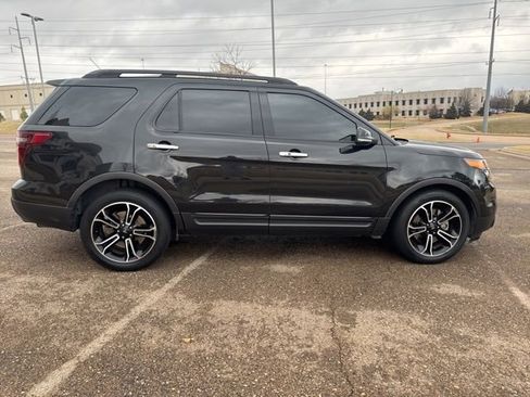 Used 2014 Ford Explorer Sport w/ Equipment Group 401A image 4