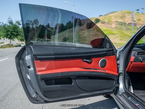 Used 2013 BMW M3 Convertible image 41