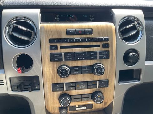 Used 2011 Ford F150 Lariat w/ Lariat Chrome Pkg AWD/4WD image 11