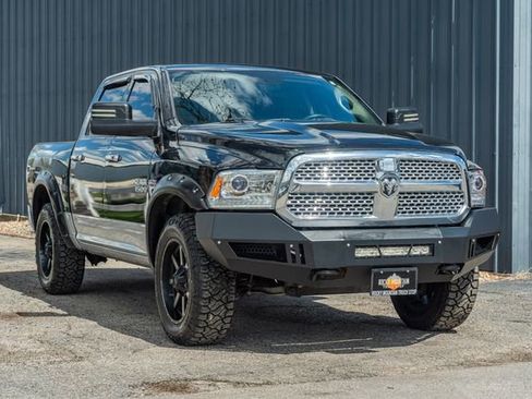 Used 2016 RAM 1500 Laramie w/ Convenience Group image 8