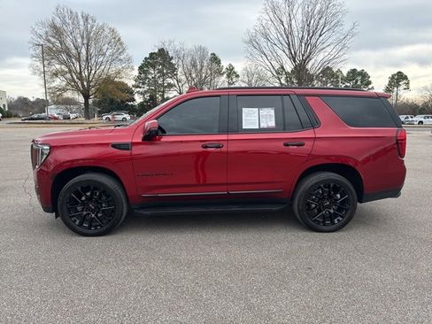 Used 2024 GMC Yukon Denali image 2