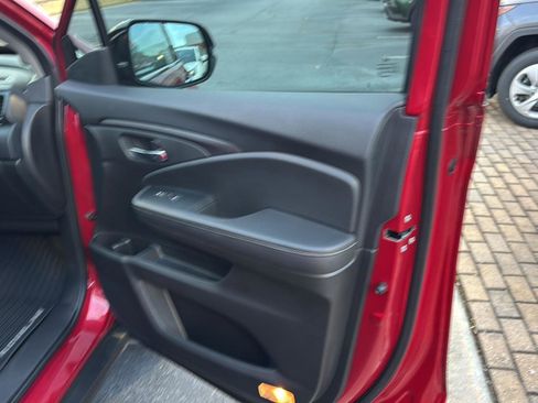 Used 2023 Honda Ridgeline RTL-E image 12