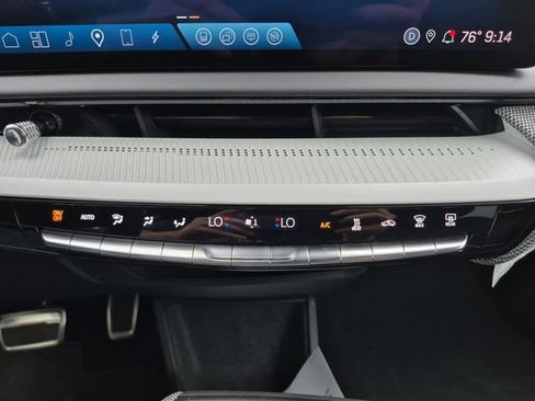 Used 2025 Cadillac Optiq Luxury 1 AWD/4WD image 22