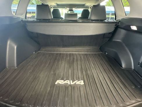 Used 2023 Toyota RAV4 XLE Premium AWD/4WD image 25