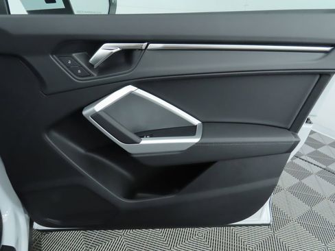 Used 2025 Audi Q3 2.0T Premium w/ Convenience Package image 26
