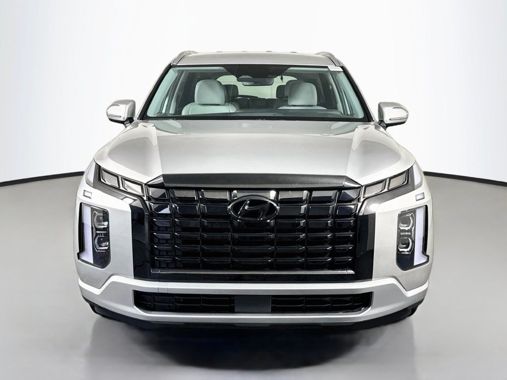 Used 2025 Hyundai Palisade SEL FWD image 2