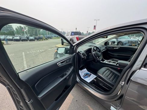 Certified 2023 Ford Edge SEL w/ Convenience Package AWD/4WD image 16