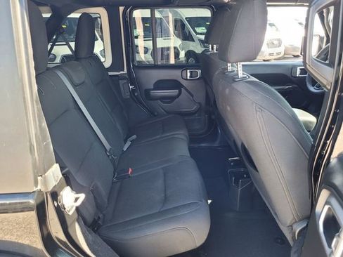 Used 2019 Jeep Wrangler Unlimited Sport S image 20