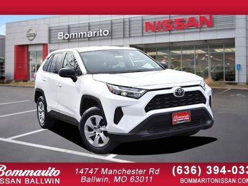 Used 2024 Toyota RAV4 LE image 1