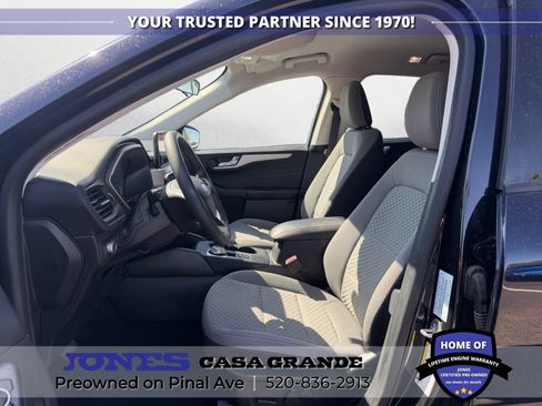 Used 2021 Ford Escape SE FWD image 8